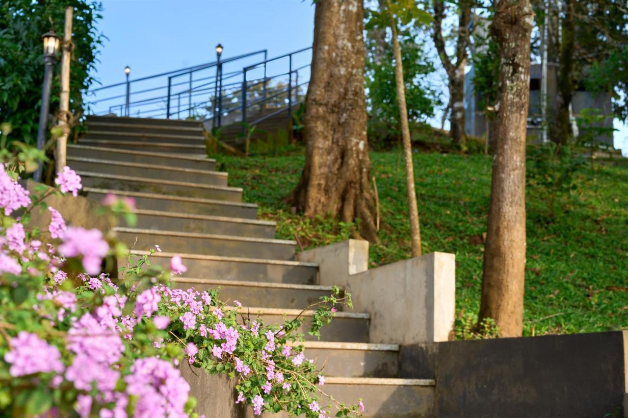Haze And Kites Resort Munnar Bagian luar foto