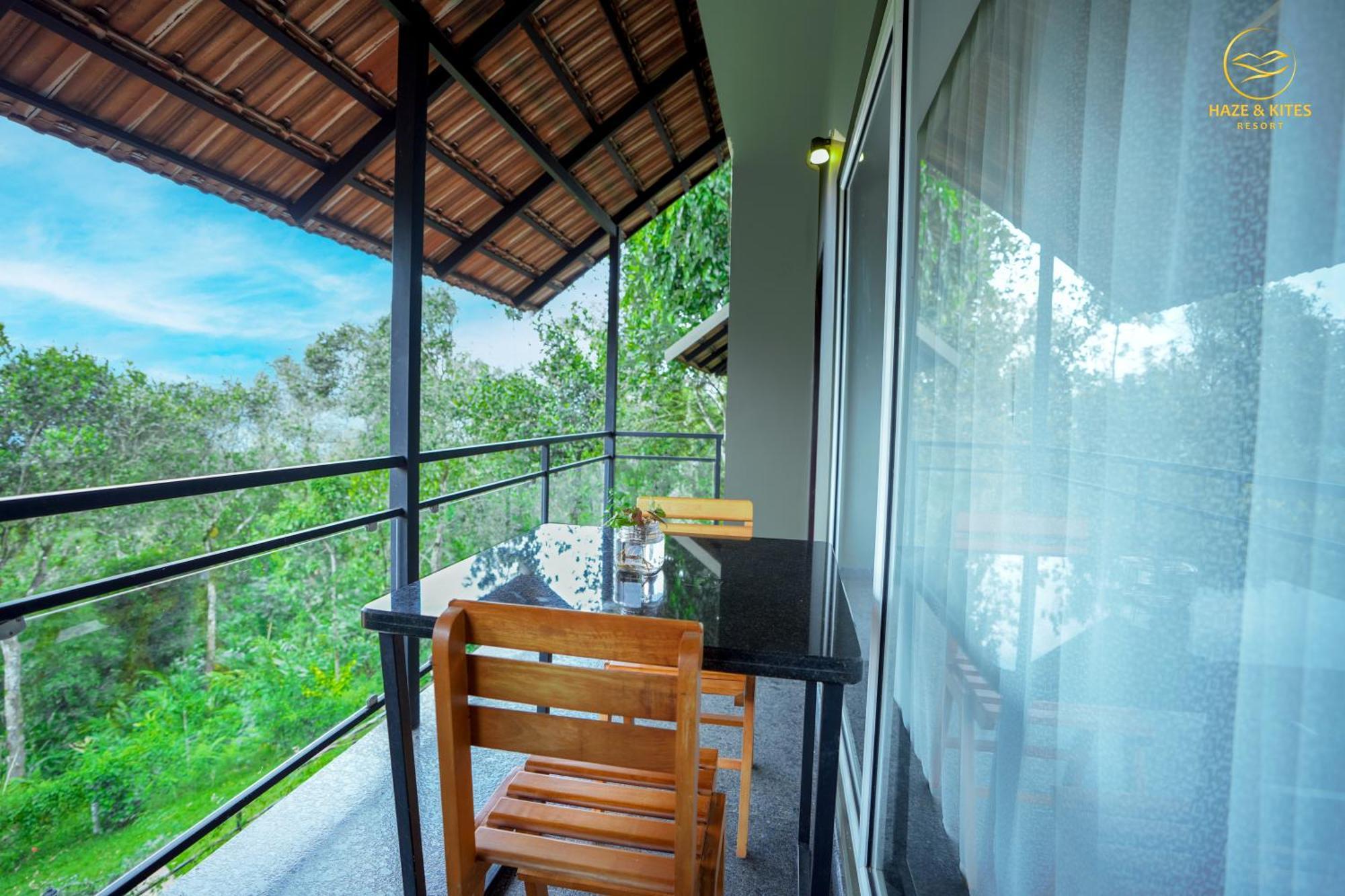 Haze And Kites Resort Munnar Bagian luar foto