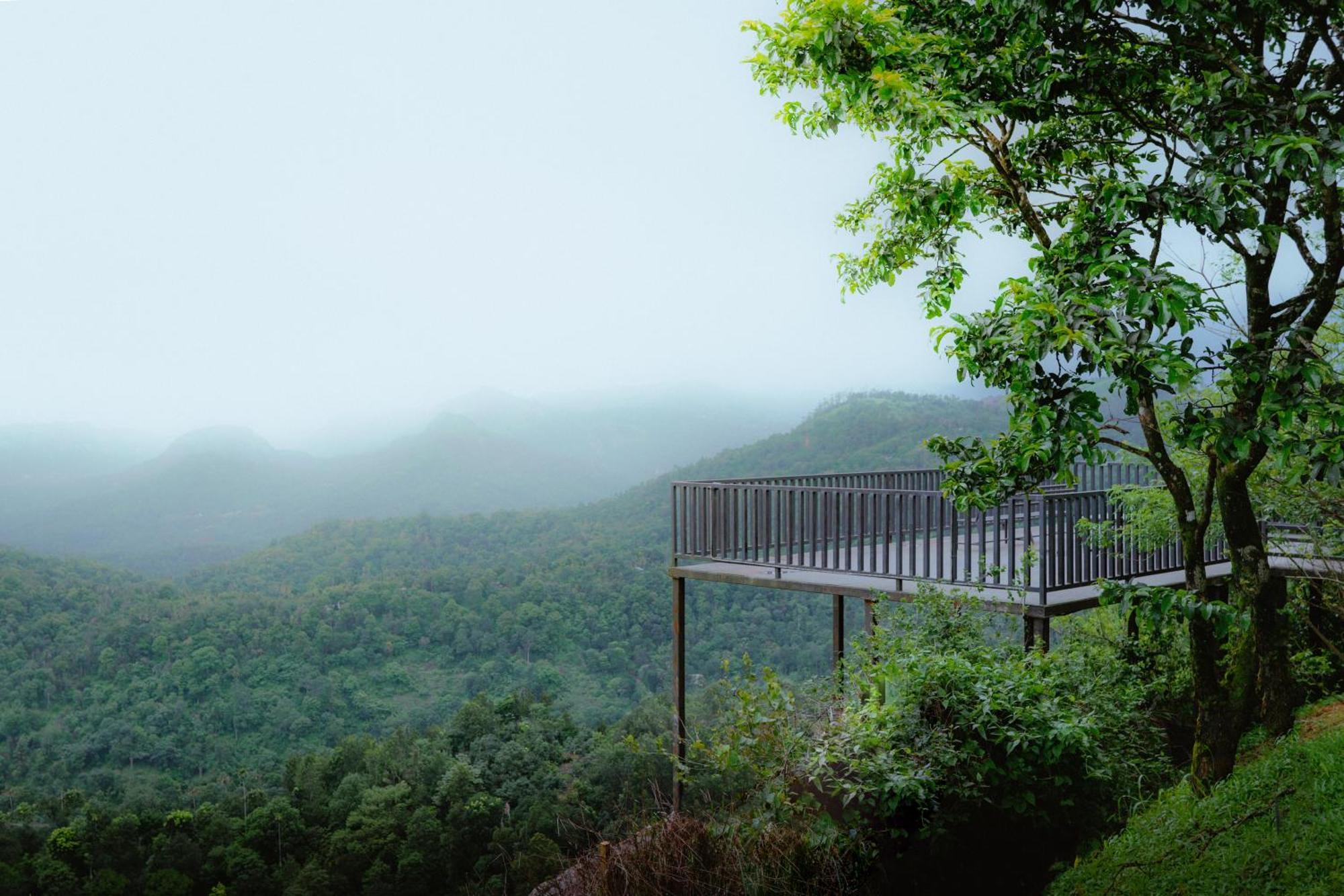 Haze And Kites Resort Munnar Bagian luar foto