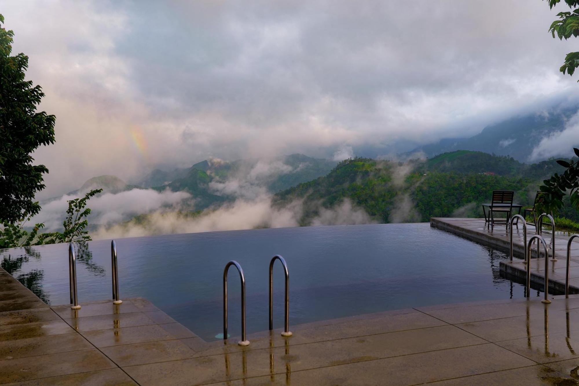 Haze And Kites Resort Munnar Bagian luar foto