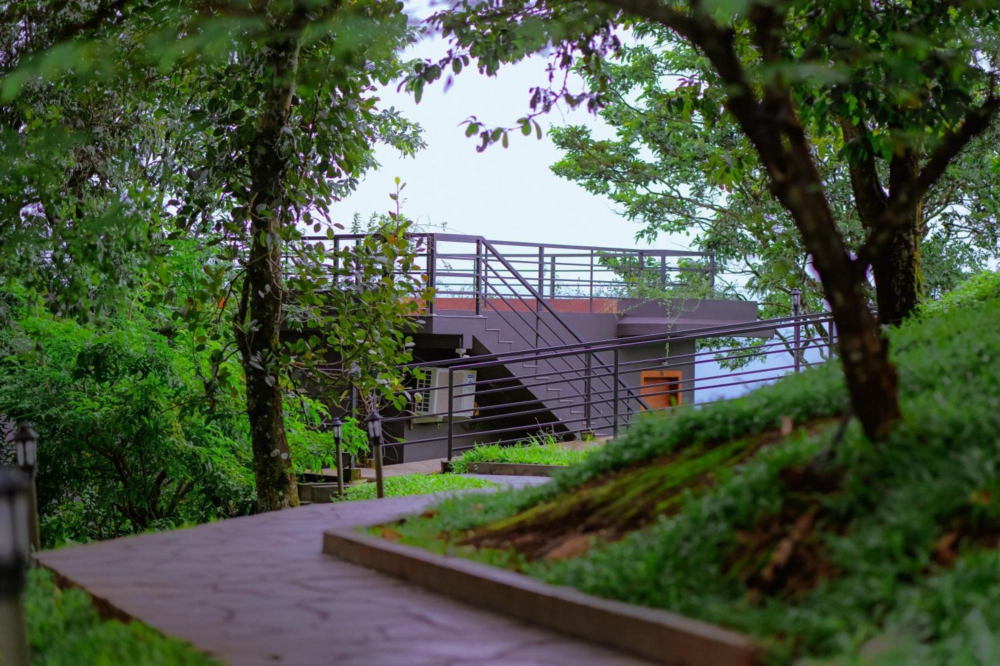 Haze And Kites Resort Munnar Bagian luar foto